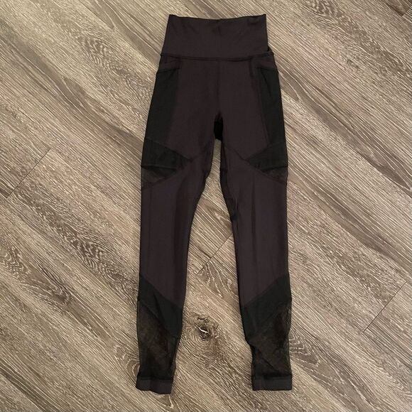 Lululemon Forget The Sweat Tight - Picture 1 of 5